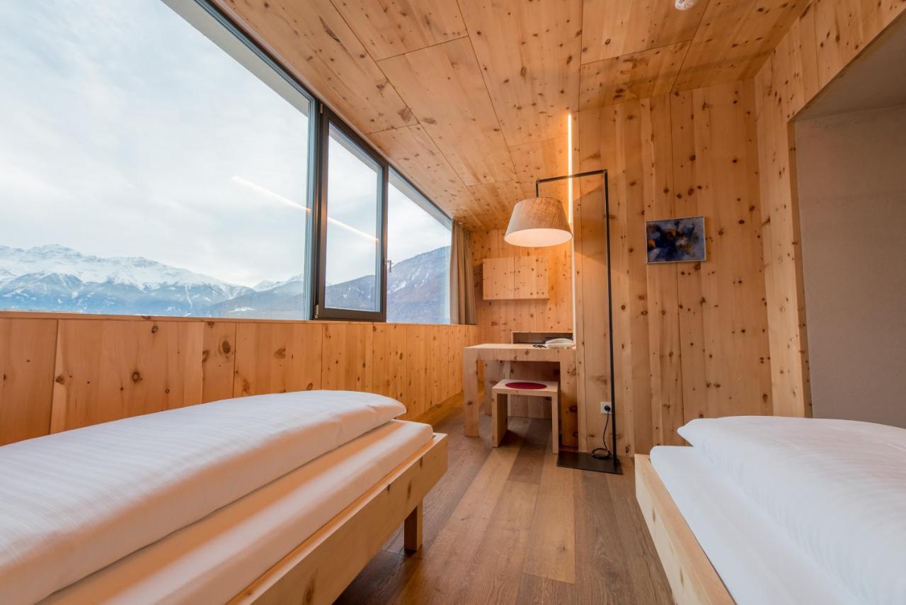 Standard Zweibettzimmer mit Bergblick